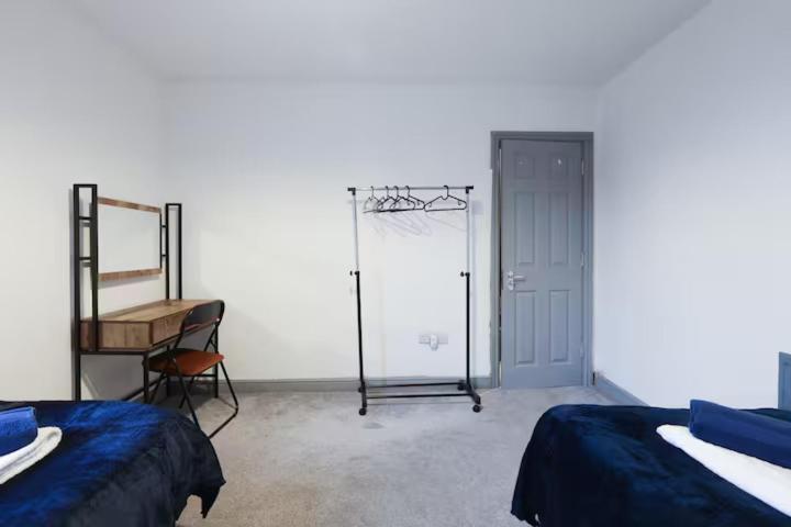 Pet-Friendly 3Br Home, Sleeps 7, 1 Mile From City Centre Leeds (West Yorkshire) Bagian luar foto