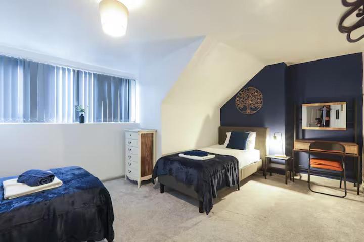 Pet-Friendly 3Br Home, Sleeps 7, 1 Mile From City Centre Leeds (West Yorkshire) Bagian luar foto